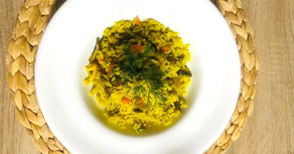 Zerdeçallı Mantarlı Pirinç Pilavı