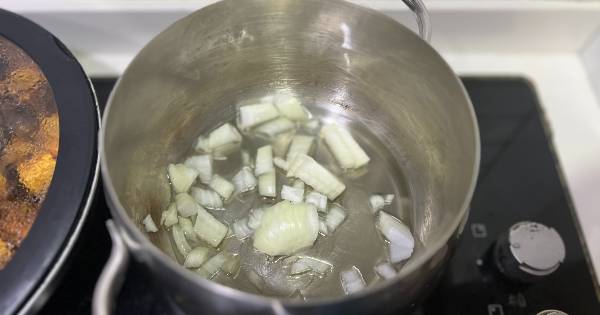 zeytinyagli-havuc-yemegi-asama1