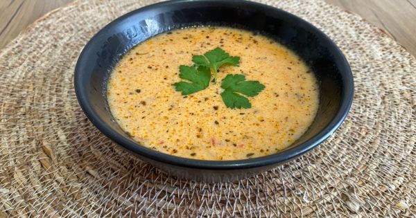 Et Sulu Terbiyeli Şehriye Çorbası