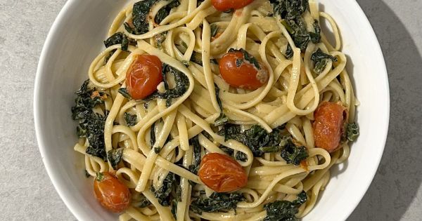 Ispanaklı Linguine Makarna