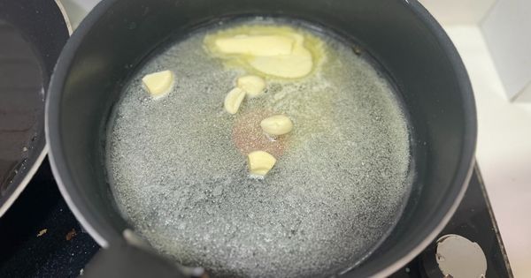 sarimsakli-pilav-asama1