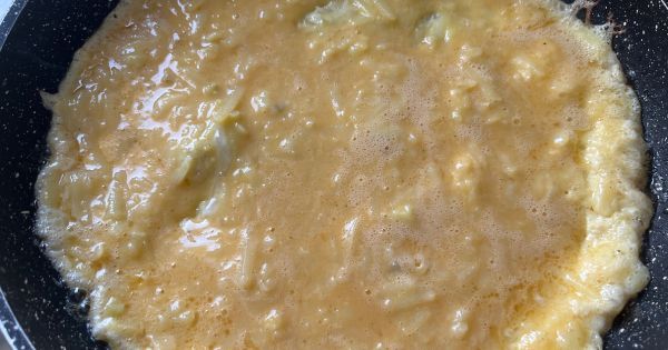 sebzeli-omlet-asama8