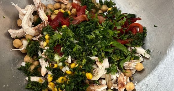 tavuklu-nohut-salatasi-asama4