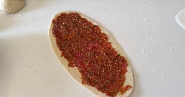kiymali-yumurtali-pide-asama4