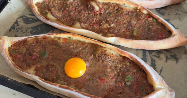 kiymali-yumurtali-pide-asama6