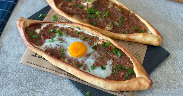 kiymali-yumurtali-pide-asama7