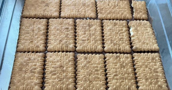pudingli-biskuvili-pasta-asama5