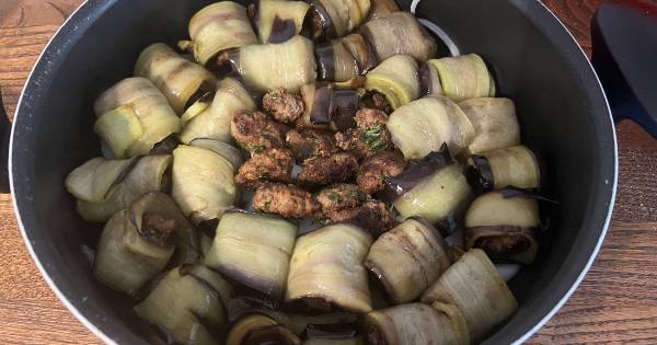 salcali-kofteli-patlican-sarma-asama2