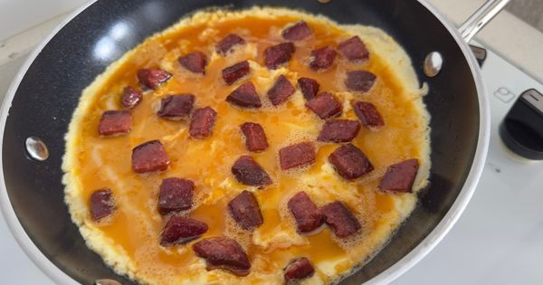 sucuklu-omlet-asama5