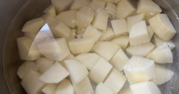yogurtlu-patates-puresi-asama1