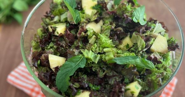 Ananaslı Salata
