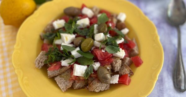 dakos-salatasi-asama5