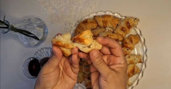 Hamurunda Patates Olan Poğaça