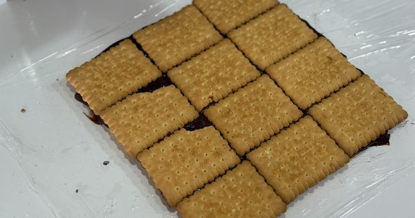 muzlu-piramit-pasta-asama4