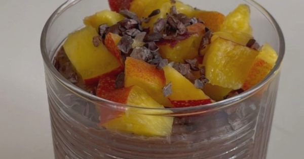Şeftalili Chia Puding