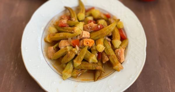 Tavuklu Bamya