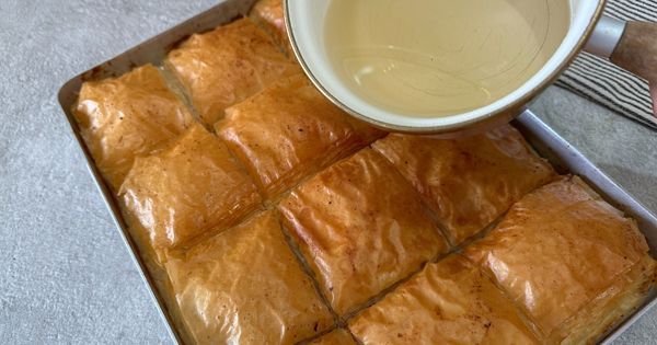 baklavalik-yufkadan-laz-boregi-asama7