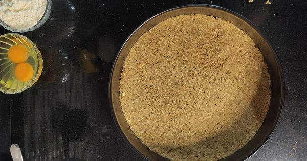 glutensiz-biskuvili-limonlu-cheesecake-asama1
