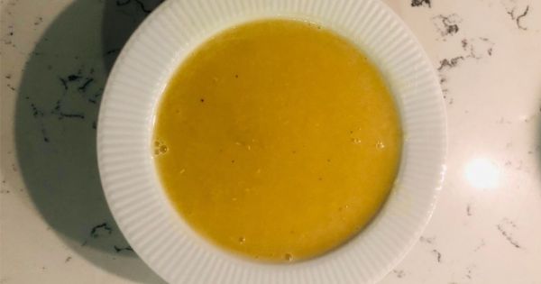 Pürüzsüz Mercimek Çorbası