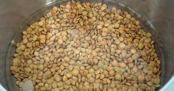 yogurtlu-mercimek-corbasi-asama1