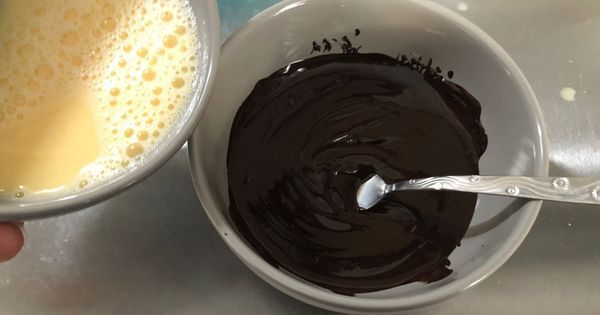 bitter-cikolatali-mousse-asama4