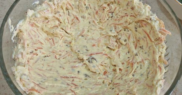 cheddar-soslu-tavuk-salata-bowl-asama2