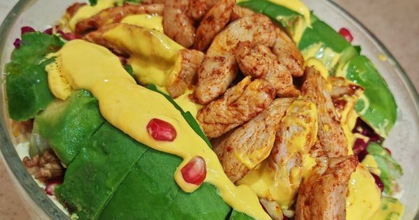 cheddar-soslu-tavuk-salata-bowl-asama6