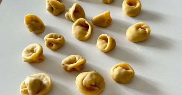 domates-soslu-tortellini-asama13