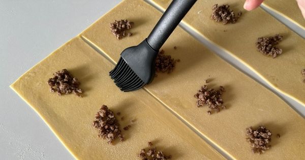 domates-soslu-tortellini-asama6