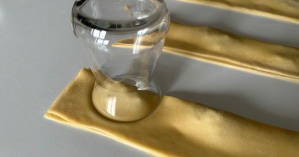 domates-soslu-tortellini-asama8