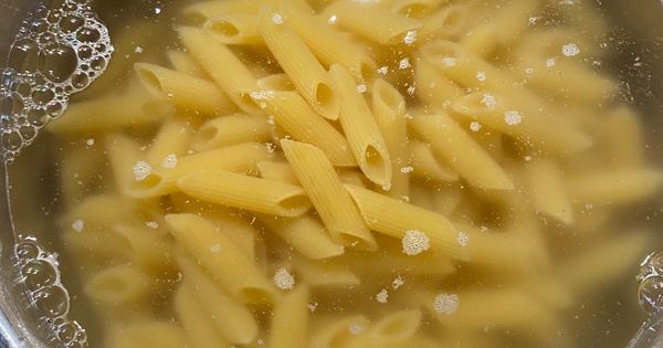 soganli-sarimsakli-makarna-asama2