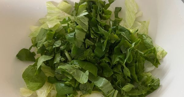 ton-balikli-avokado-salatasi-asama1