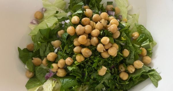 ton-balikli-avokado-salatasi-asama3