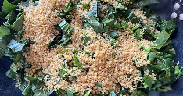 bulgurlu-ispanak-borani-asama2