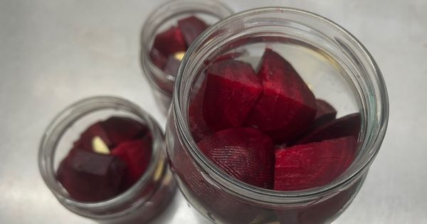 haslamadan-kirmizi-pancar-tursusu-asama3