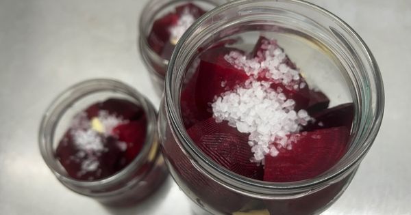 haslamadan-kirmizi-pancar-tursusu-asama4