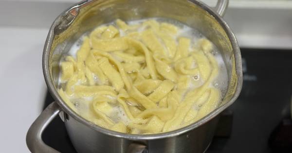 ev-yapimi-makarna-asama6