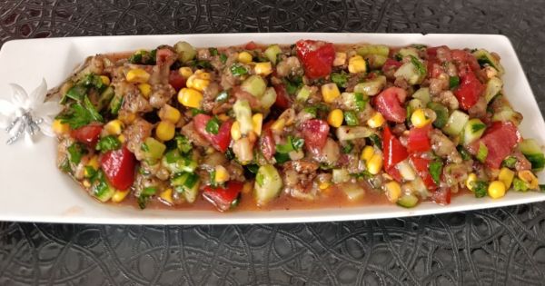 Eliz'in Tarifi: Köz Patlıcan Salatası