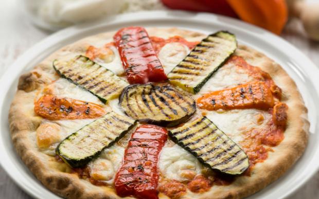Izgara Sebzeli Pizza Tarifi