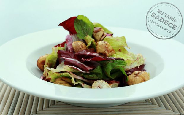 Kestaneli Karışık Salata