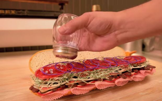 submarine-sandwich-pes