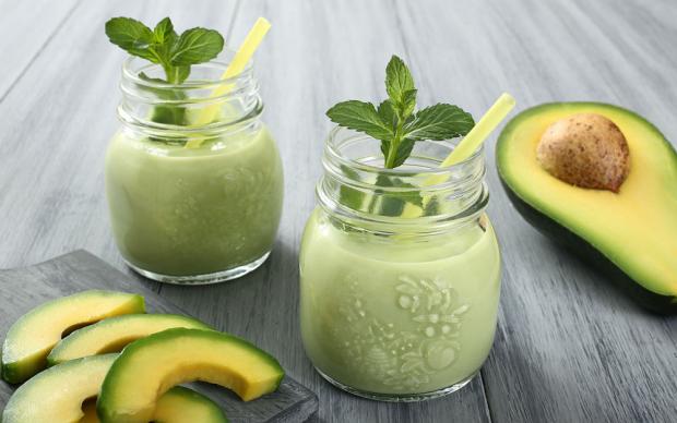 Avokadolu Smoothie Tarifi