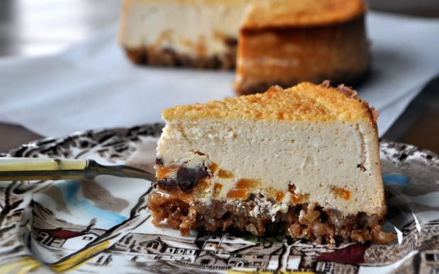 Karabuğday Tabanlı Cheesecake Tarifi