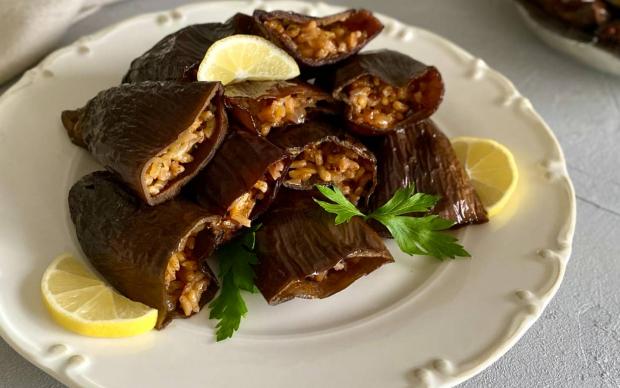 Kuru Patlıcan Dolması Tarifi