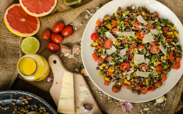 Kabuklı Ilık Mercimek Salatası Tarifi