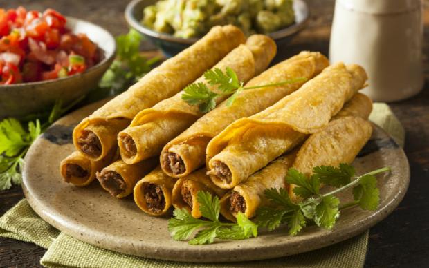 Kıymalı Tortilla Böreği Tarifi