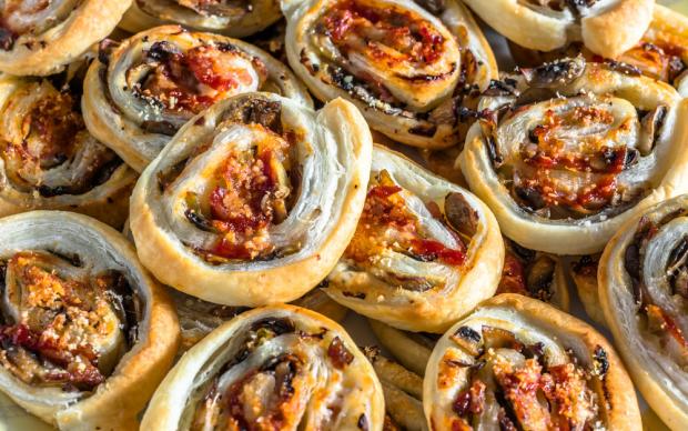Patlıcanlı Milföy Ruloları Tarifi