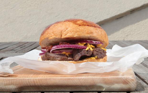 Kavurma Burger Tarifi