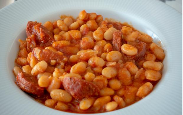 sucuklu-kuru-fasulye-ysmn