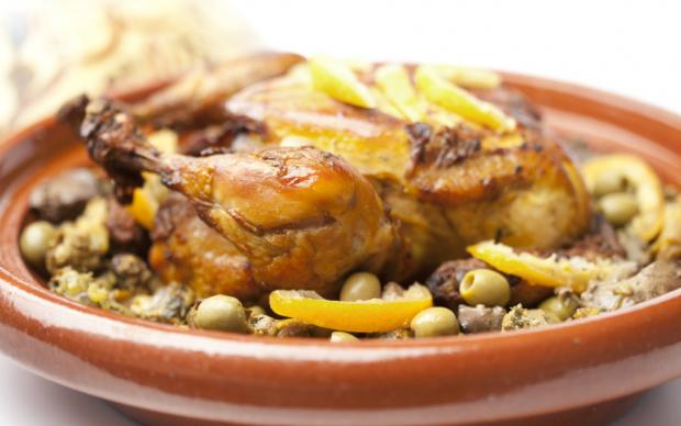 zeytinli-limonlu-tavuk-tarifi-one-cikan-yepyeni